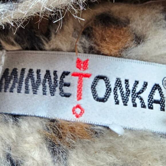 Minnetonka Moccasins Mens Size 8 Brown Suede Slip-On Normcore Western Minimalist - Picture 6 of 7